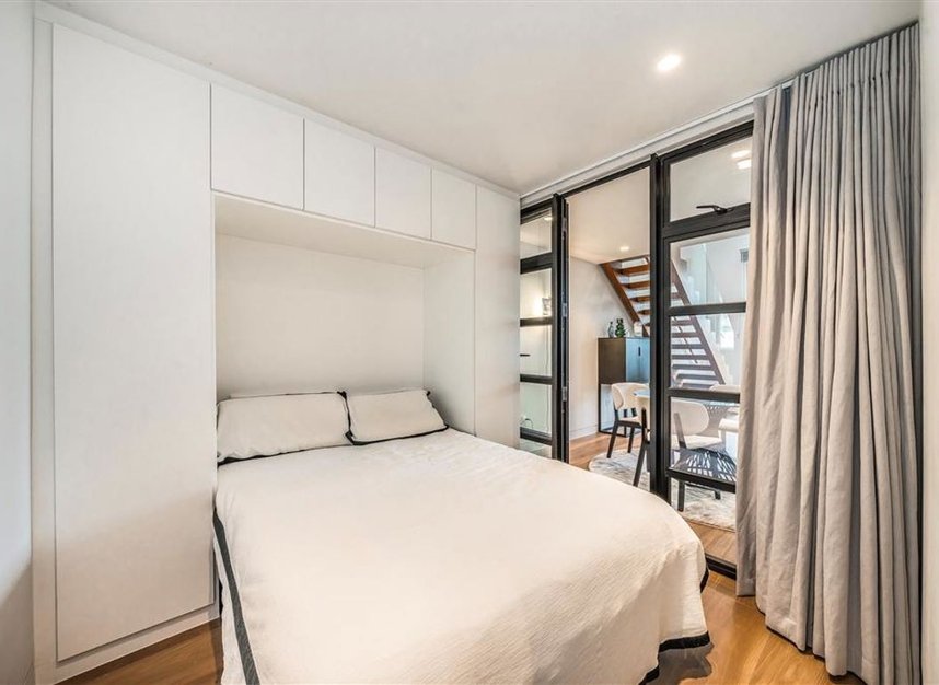 Properties for sale in Market Place - W1W 8ER view7