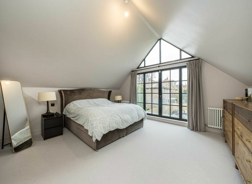 Properties sold in Marlborough Road - TW12 3RX view7