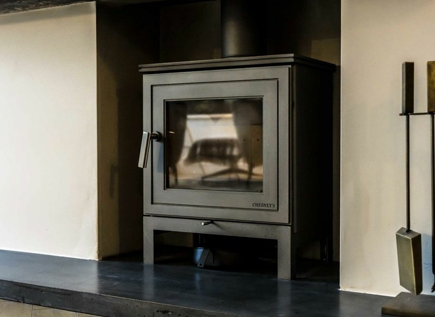 Properties sold in Marlborough Road - TW12 3RX view5