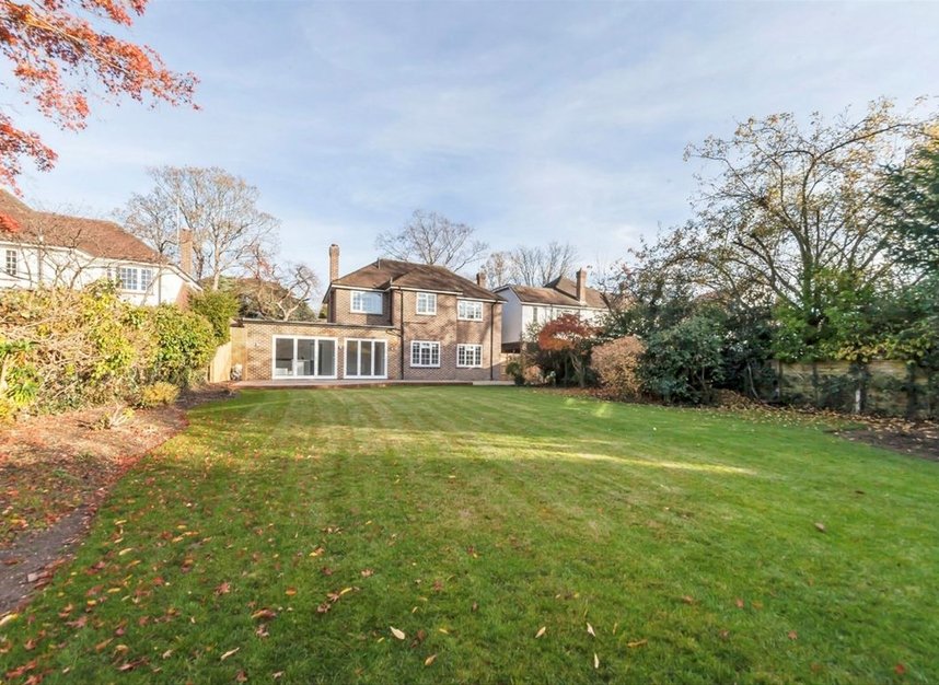 Properties for sale in Marlborough Road - TW12 3RX view8