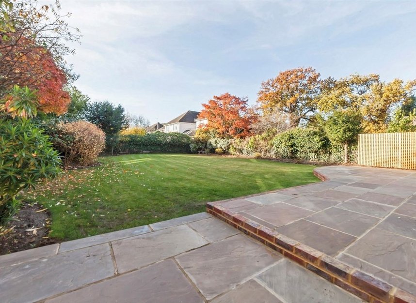 Properties for sale in Marlborough Road - TW12 3RX view7