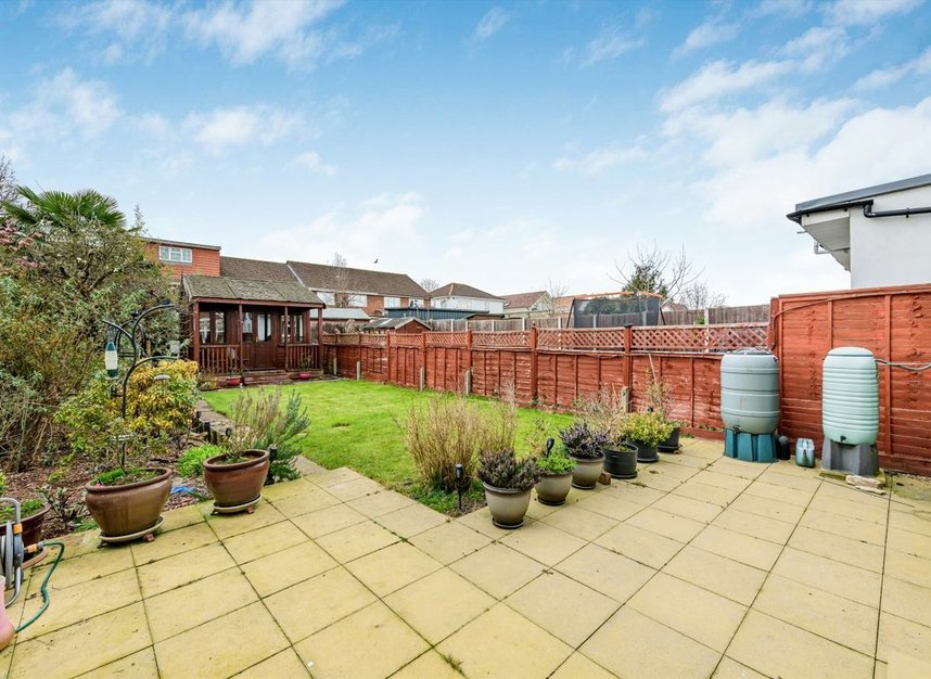 Properties sold in Marnham Crescent - UB6 9SN view4