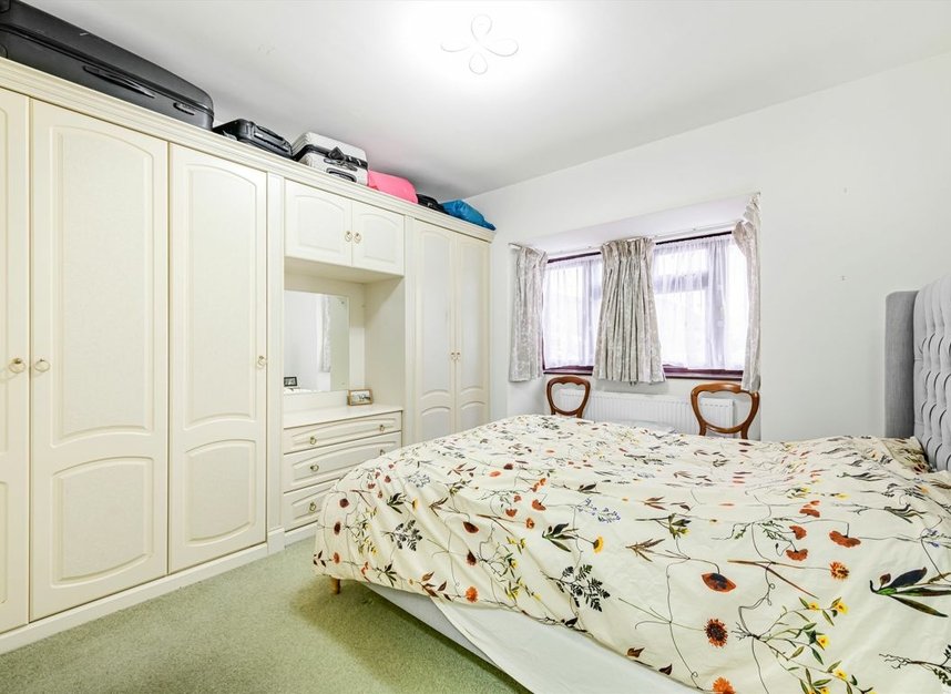 Properties sold in Marnham Crescent - UB6 9SN view6