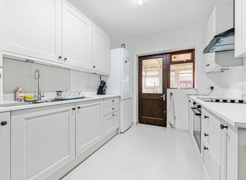 Properties sold in Marnham Crescent - UB6 9SN view3