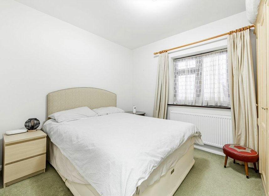 Properties sold in Marnham Crescent - UB6 9SN view7