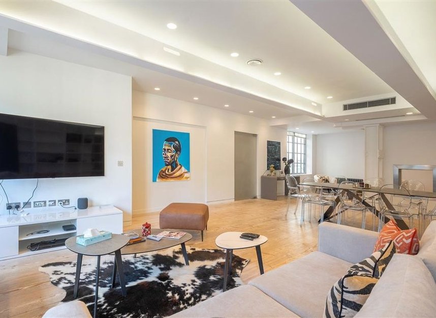 Properties for sale in Marshall Street - W1F 7BE view1