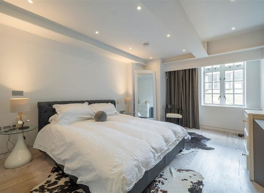 Properties for sale in Marshall Street - W1F 7BE view6
