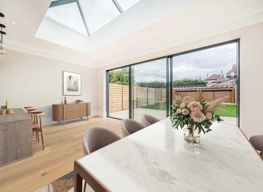 Properties for sale in Matham Road - KT8 0SU view3