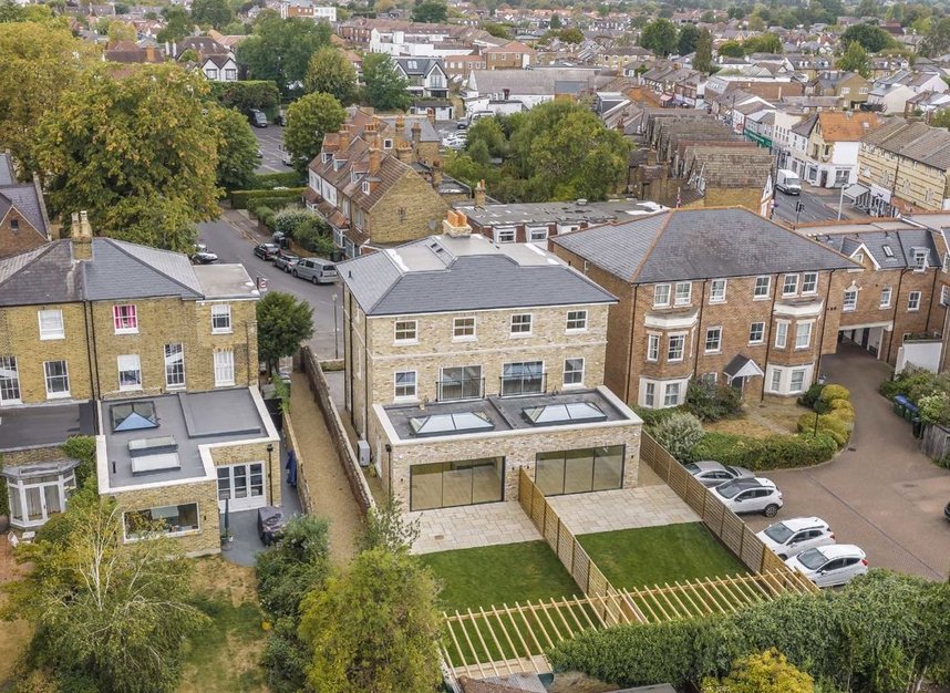 Properties for sale in Matham Road - KT8 0SU view11
