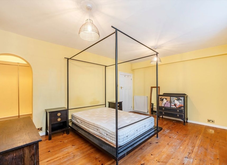 Properties for sale in Mecklenburgh Street - WC1N 2AH view5