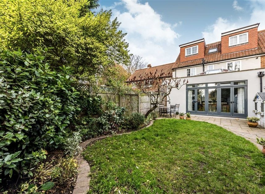 Twickenham Estate Agents Dexters London Estate Agents