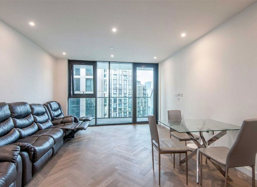 Properties for sale in Merino Gardens - E1W 2DP view3