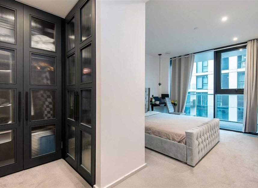 Properties for sale in Merino Gardens - E1W 2DP view6