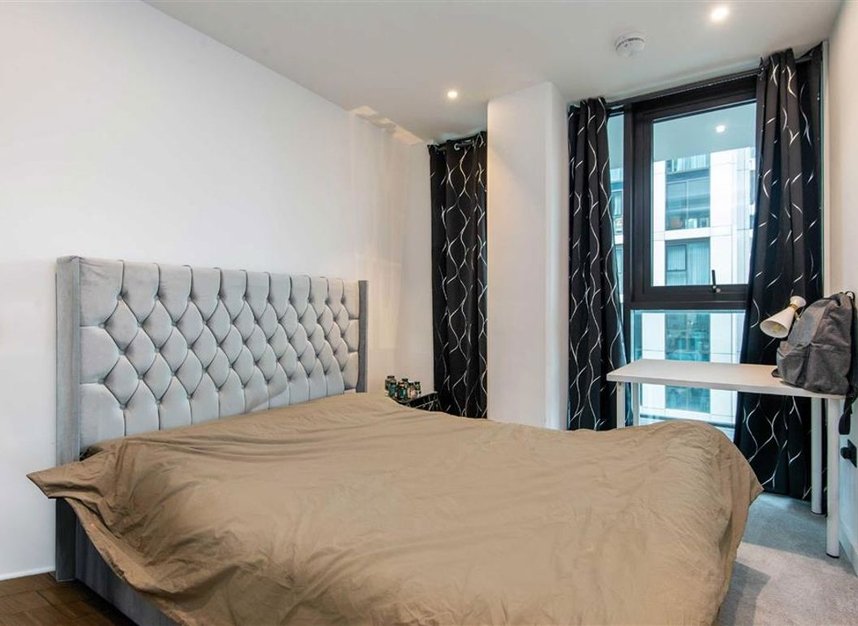Properties for sale in Merino Gardens - E1W 2DP view7