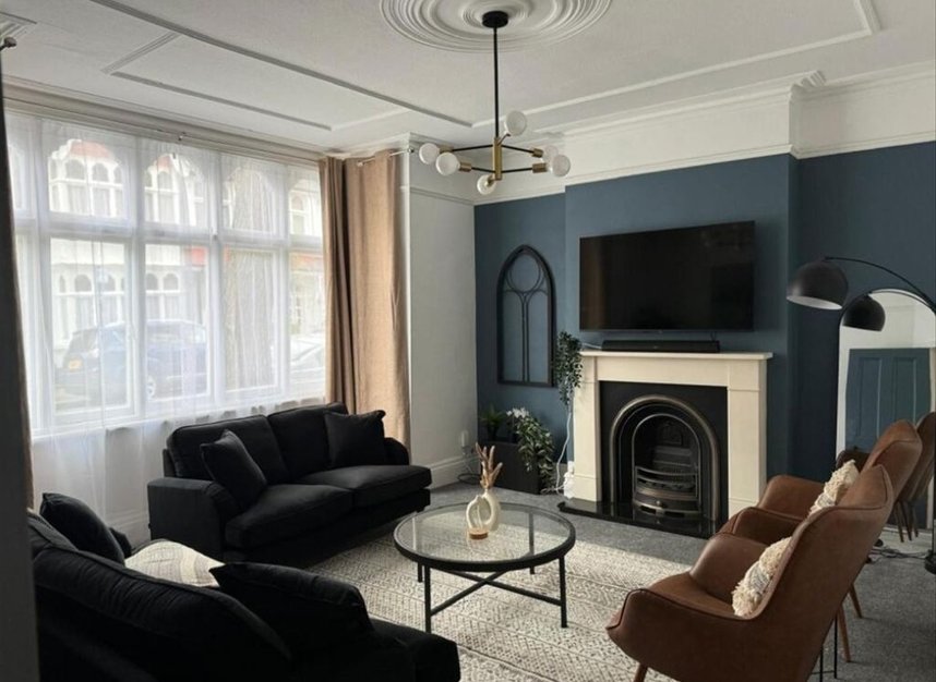 Properties for sale in Merton Avenue - W4 1TA view2