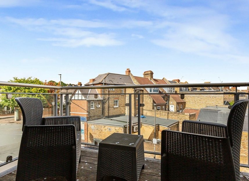 Properties for sale in Merton Road - SW18 5EE view7