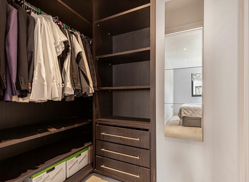 Properties for sale in Merton Road - SW18 5EE view6