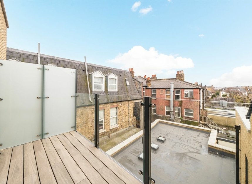 Properties for sale in Merton Road - SW19 1EE view3
