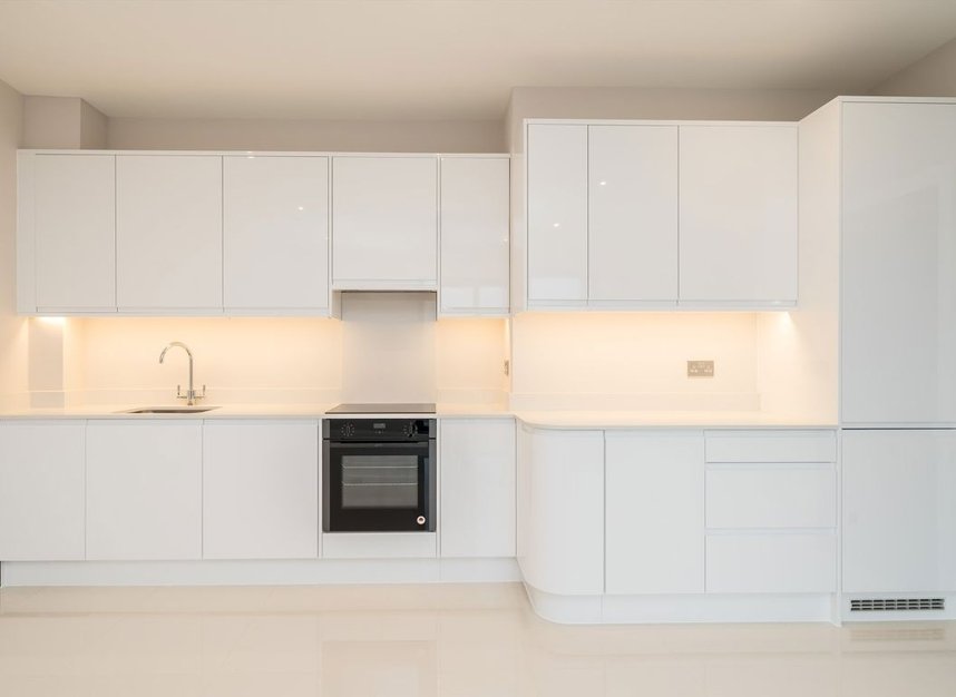 Properties for sale in Merton Road - SW19 1EE view2