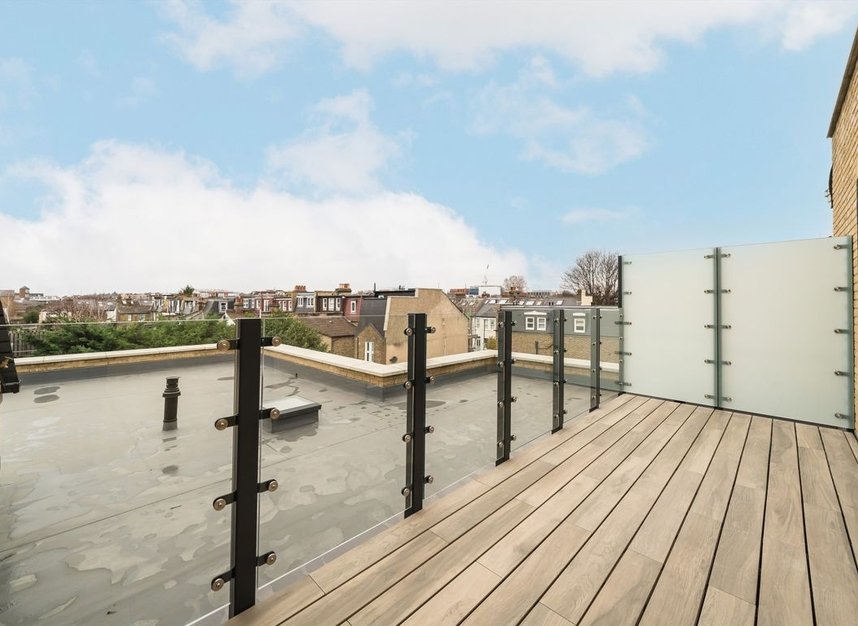 Properties for sale in Merton Road - SW19 1EE view3