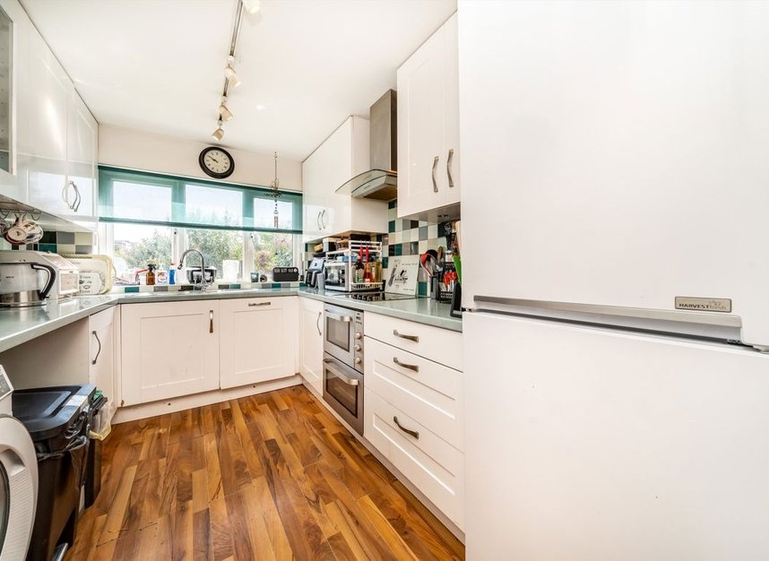 Properties for sale in Methuen Park - N10 2JR view3
