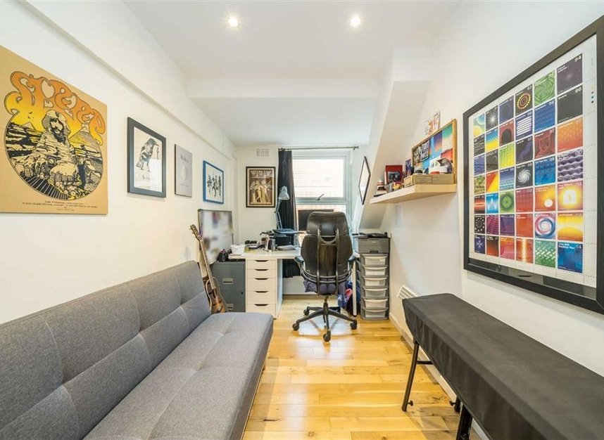 Properties for sale in Milk Yard - E1W 3SU view6