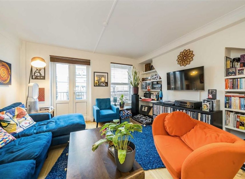 Properties for sale in Milk Yard - E1W 3SU view2