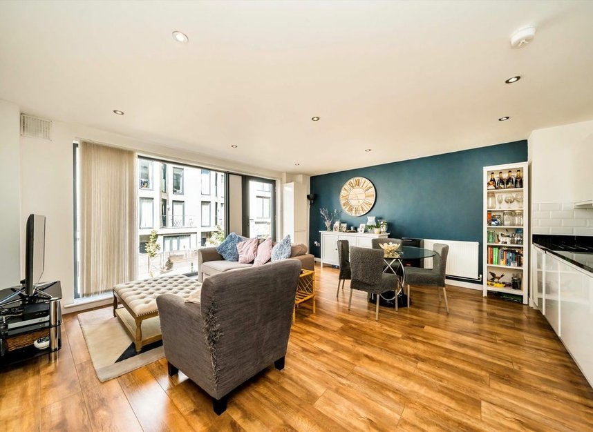 Properties for sale in Milner Road - SW19 3AB view2