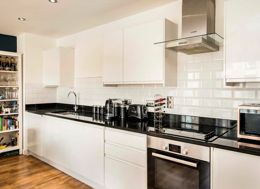 Properties for sale in Milner Road - SW19 3AB view3