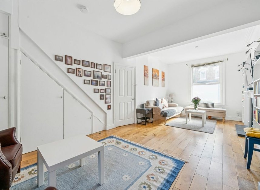 Properties sold in Milton Road - SW19 8SF view2
