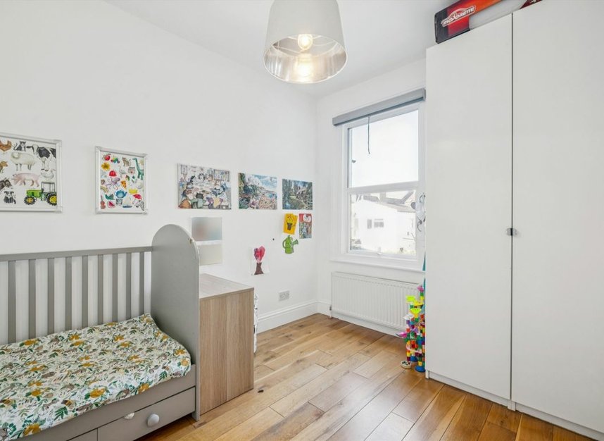 Properties sold in Milton Road - SW19 8SF view6