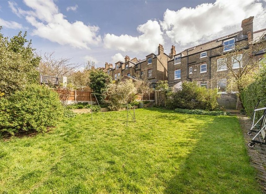 Properties sold in Montague Avenue - SE4 1YP view4