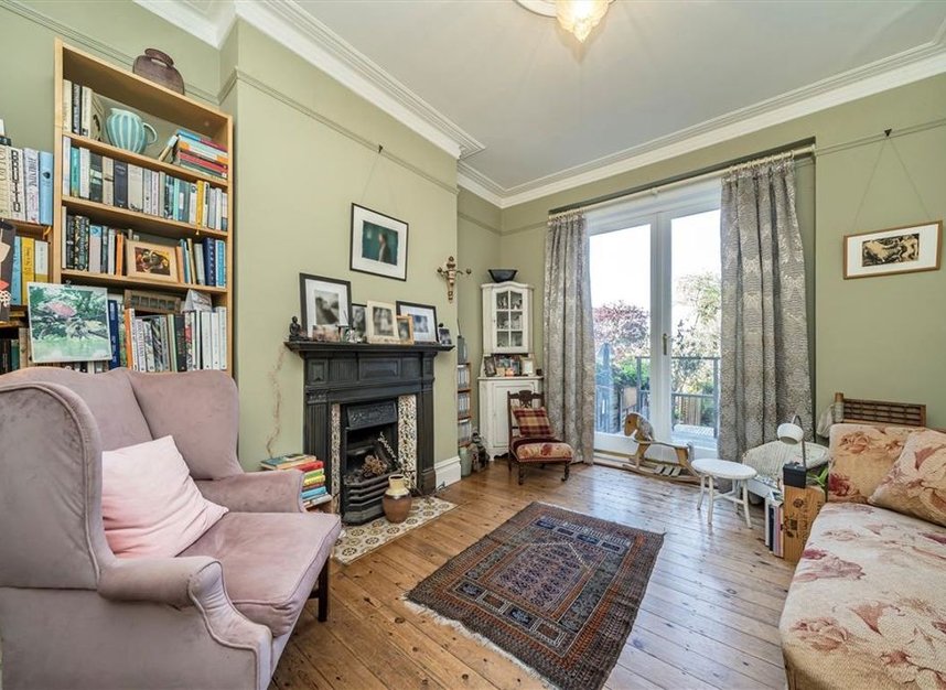 Properties for sale in Montague Avenue - SE4 1YP view4