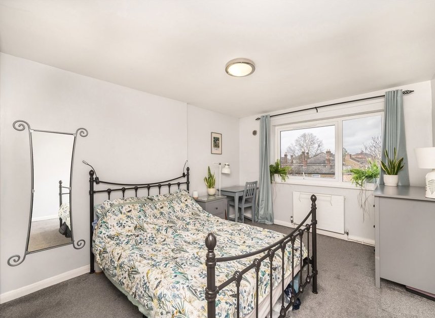 Properties for sale in Montague Road - SW19 1SY view3