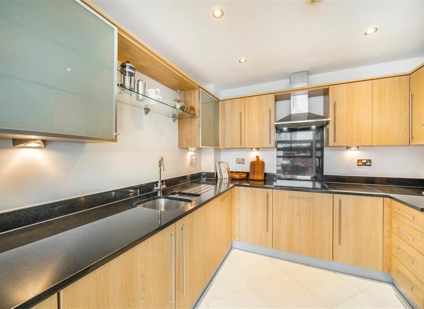 Properties for sale in Montaigne Close - SW1P 4AQ view2