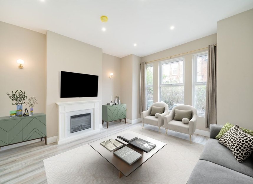 Properties for sale in Moorcroft Road - SW16 1NL view2