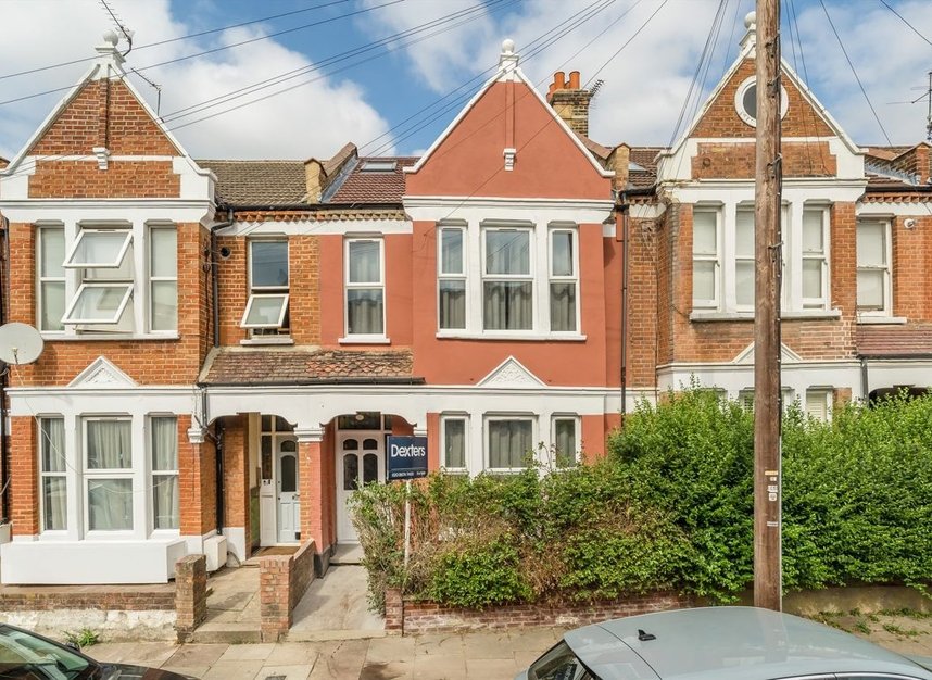Properties for sale in Moorcroft Road - SW16 1NL view1