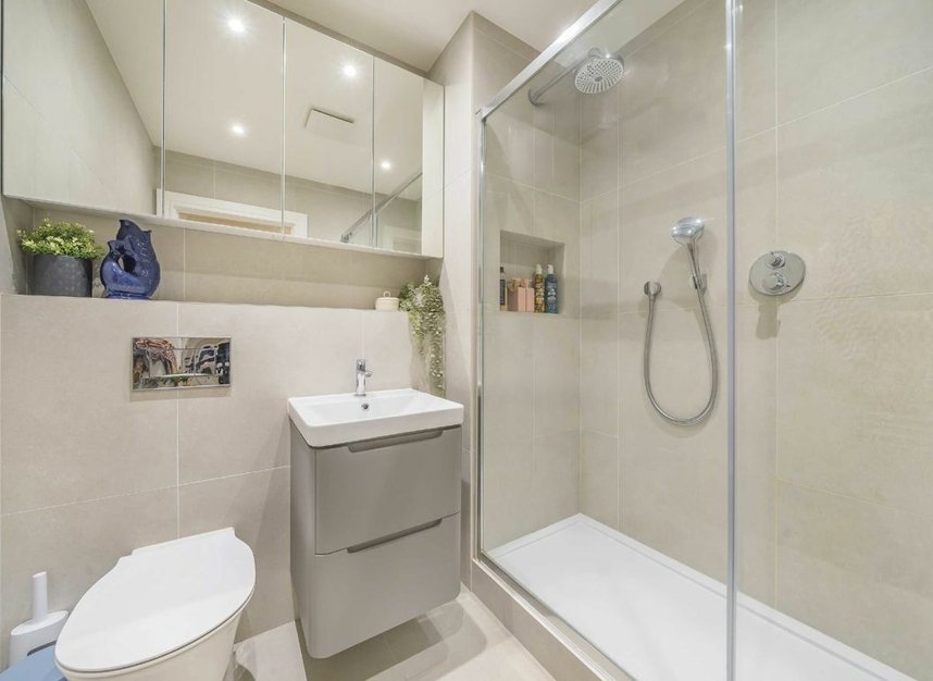 Properties for sale in Morshead Yard - TW12 2EU view5