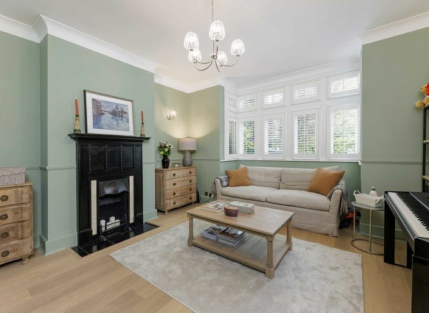 Properties sold in Mostyn Road - SW19 3LP view6