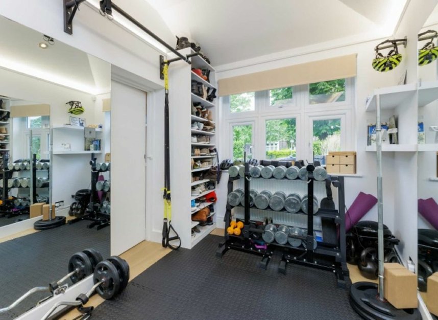 Properties sold in Mostyn Road - SW19 3LP view12