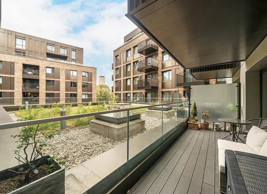 Properties for sale in Moulding Lane - SE14 6BN view5