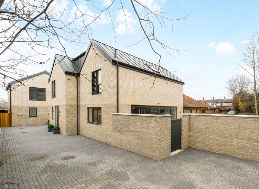 Properties for sale in Mount Ephraim Road - SW16 1LW view16