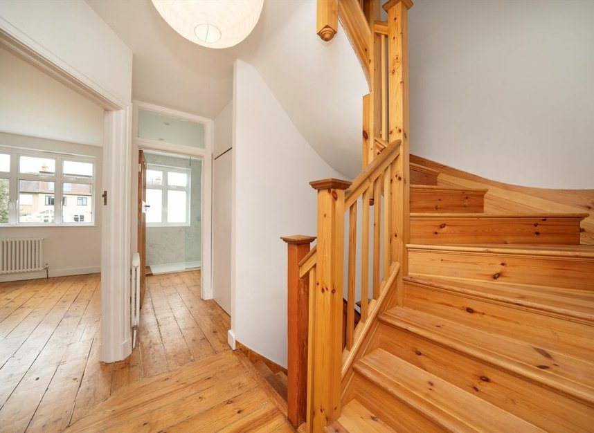 Properties for sale in Mundania Road - SE22 0NW view13