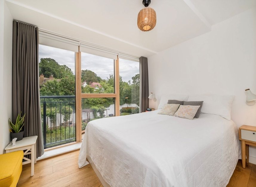 Properties for sale in Muswell Hill - N10 3TA view5
