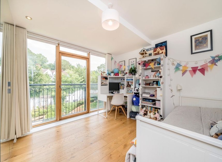 Properties for sale in Muswell Hill - N10 3TA view7