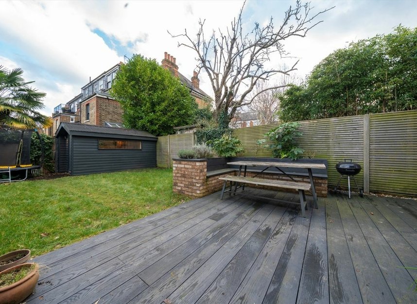 Properties for sale in Muswell Hill Road - N10 3JD view14