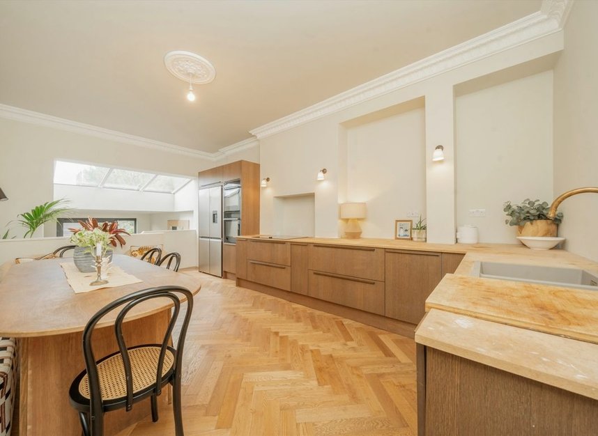 Properties for sale in Muswell Hill Road - N10 3JD view4