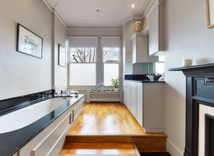 Properties for sale in Muswell Hill Road - N10 3NH view13