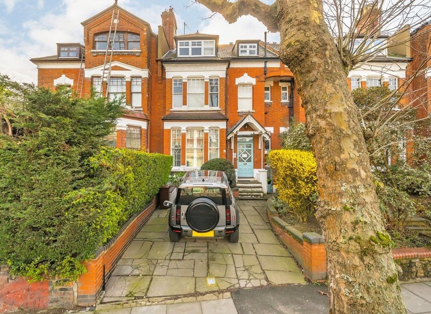 Properties for sale in Muswell Hill Road - N10 3NH view5