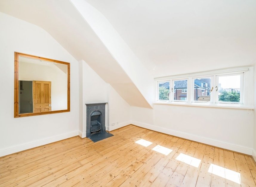 Properties for sale in Muswell Hill Road - N10 3NG view14